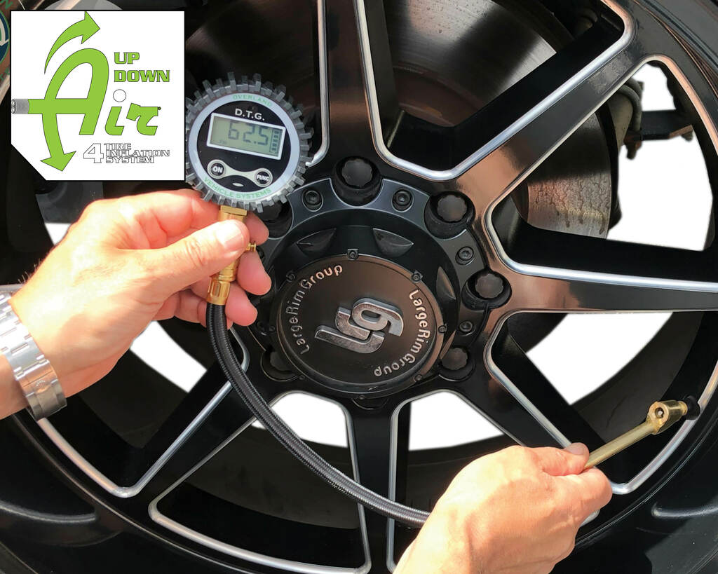Overland Vehicle Systems Digital Tire Gauge w/ Valve Kit